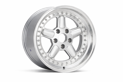 E708 Silver Machined Lip 17x9 ET27 5x120 – (Square Set of 4)