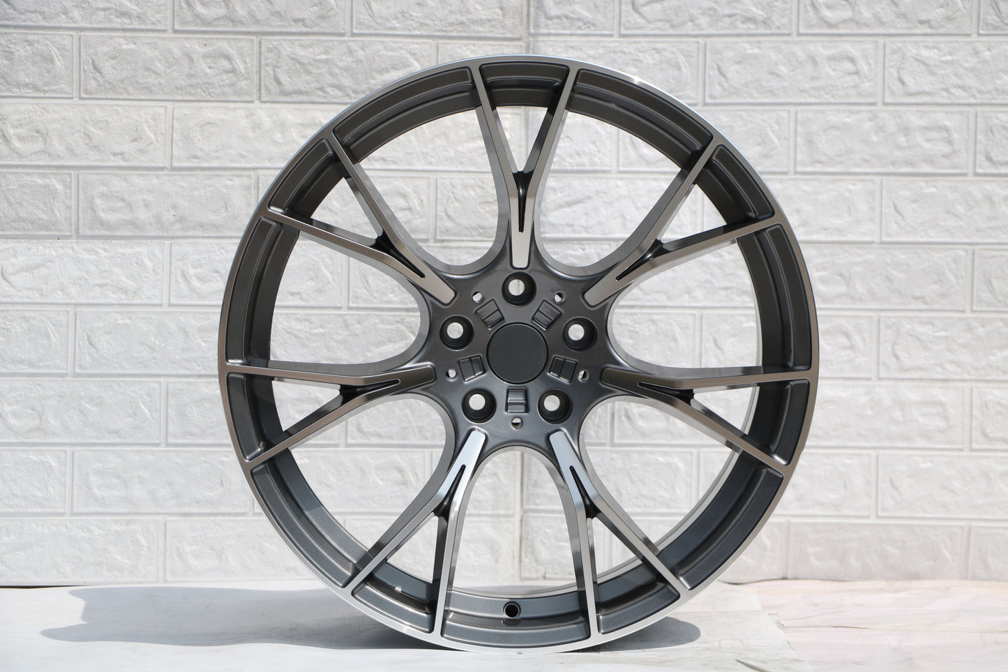 E712 Gunmetal Machined Face 20in Staggered Set 8.5 ET35 / 9.5 ET35 5.120 (4 Wheels)