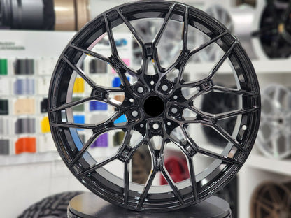 E719 Gloss Black 19x9.0 ET40 5.112 - Square Set (4 Wheels)