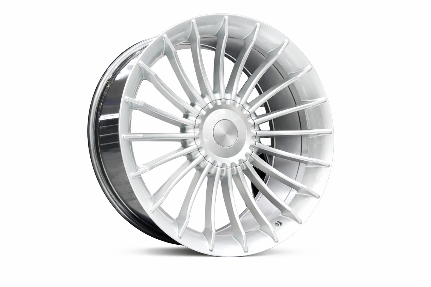 E724 Hyper Silver 20x9.5 ET20 5.112.120 - Square Set (4 Wheels)