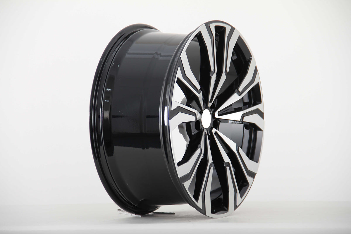 E747 Black Machined Face 22x9.5 ET30 / 22x10.5 ET35 5x112 — Staggered Set of 4