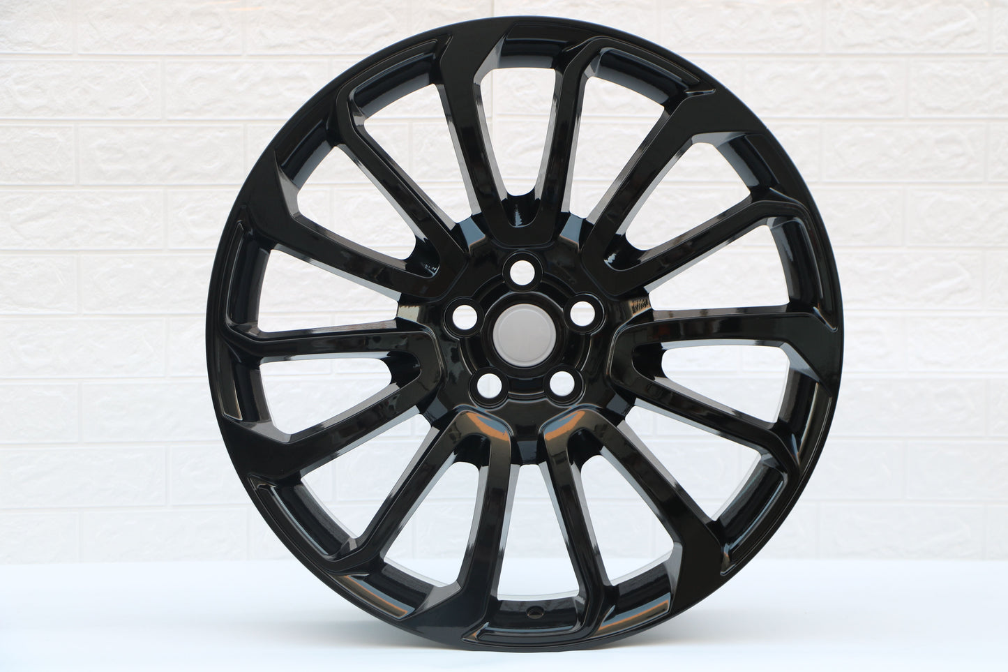 E795 Gloss Black 20x9.5 ET45 5.120 - Square Set (4 Wheels)