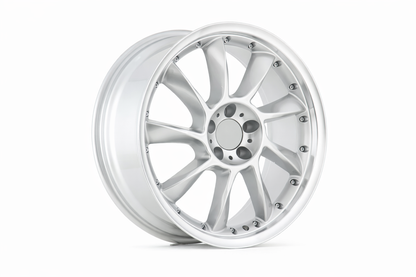 E8004 Silver Machined Lip 19x9.5 ET40 5x112 – (Square Set of 4)