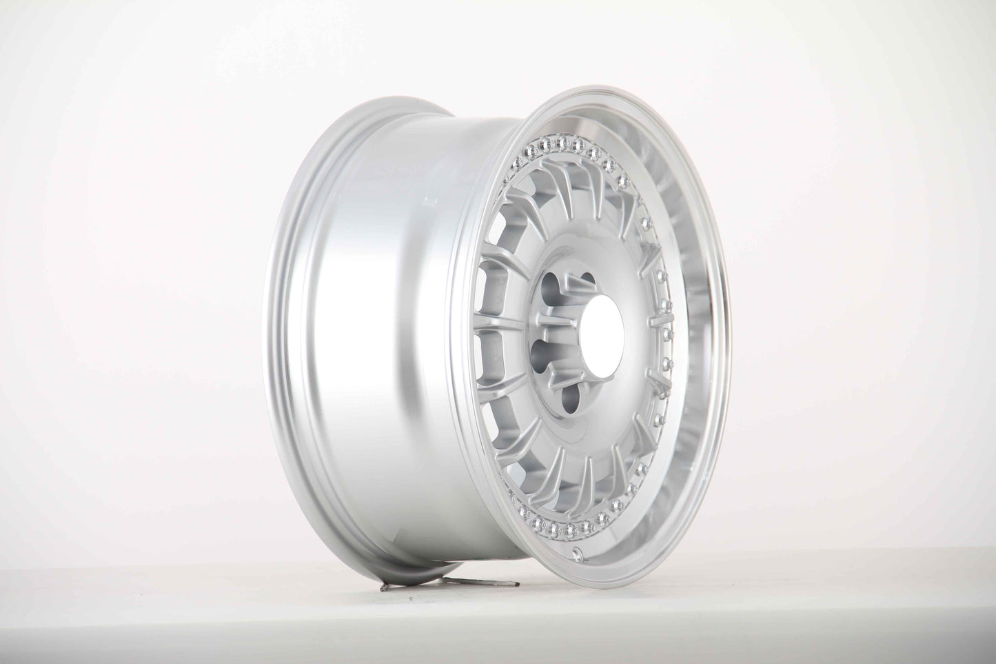 E8006 Silver Machined Lip 17x9 ET30 5x112 – (Square Set of 4)