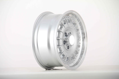 E8006 Silver Machined Lip 17x9 ET30 5x112 – (Square Set of 4)