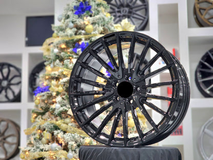 E812 Gloss Black 20x8.5 ET30 5.112 - Square Set (4 Wheels)