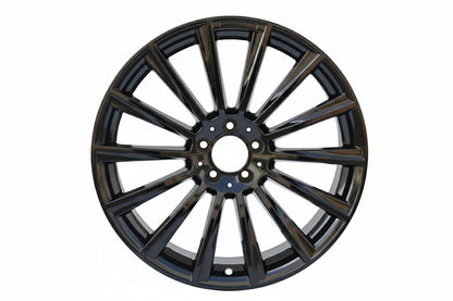 E813 Gloss Black 19x9.5 ET35 5.112 - Square Set (4 Wheels)