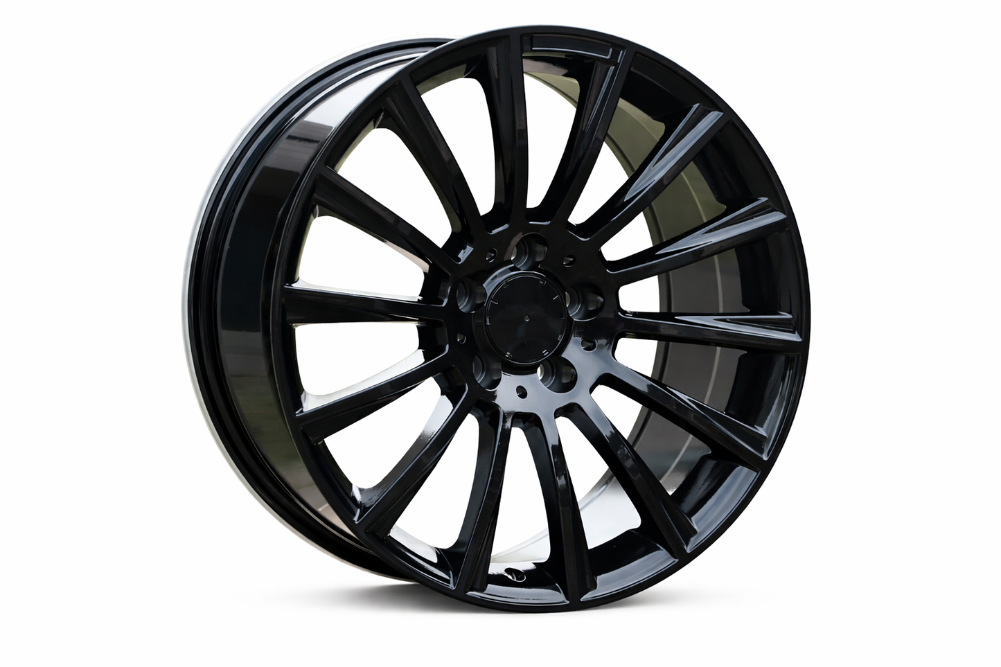 E813 Gloss Black 18x7.5 ET35 5.112 - Square Set (4 Wheels)