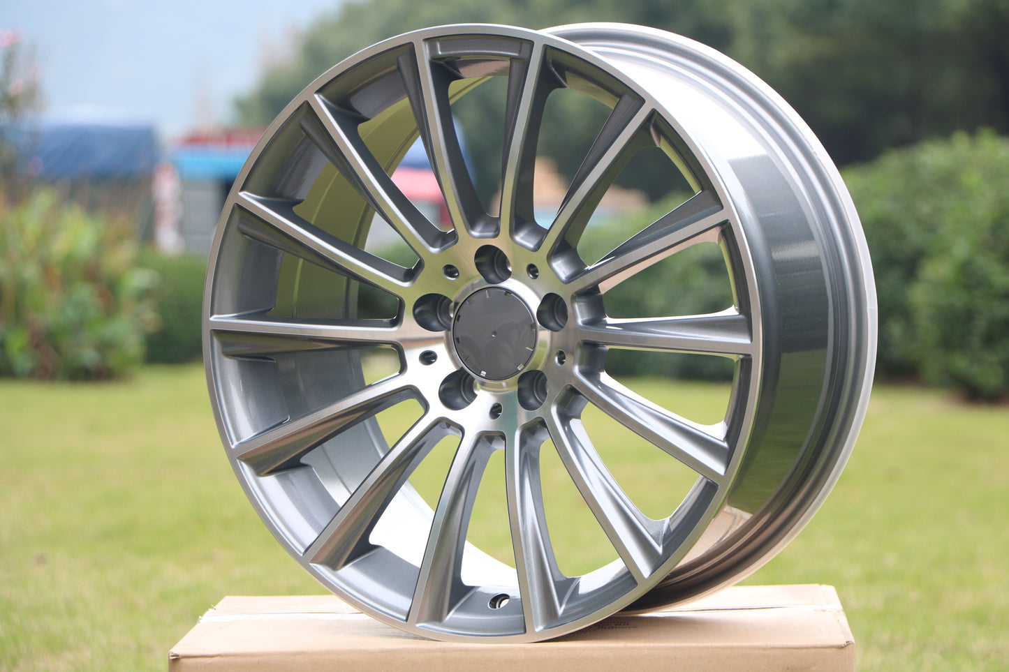E813 Gunmetal Machined Face 18x8.5 ET35 5.112 - Square Set (4 Wheels)