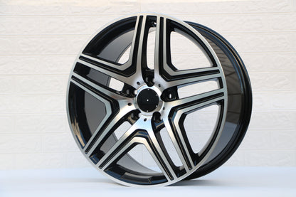 E824 Black Machined Face 20in Staggered Set 8.5 ET35 / 9.5 ET48 5.112 (4 Wheels)