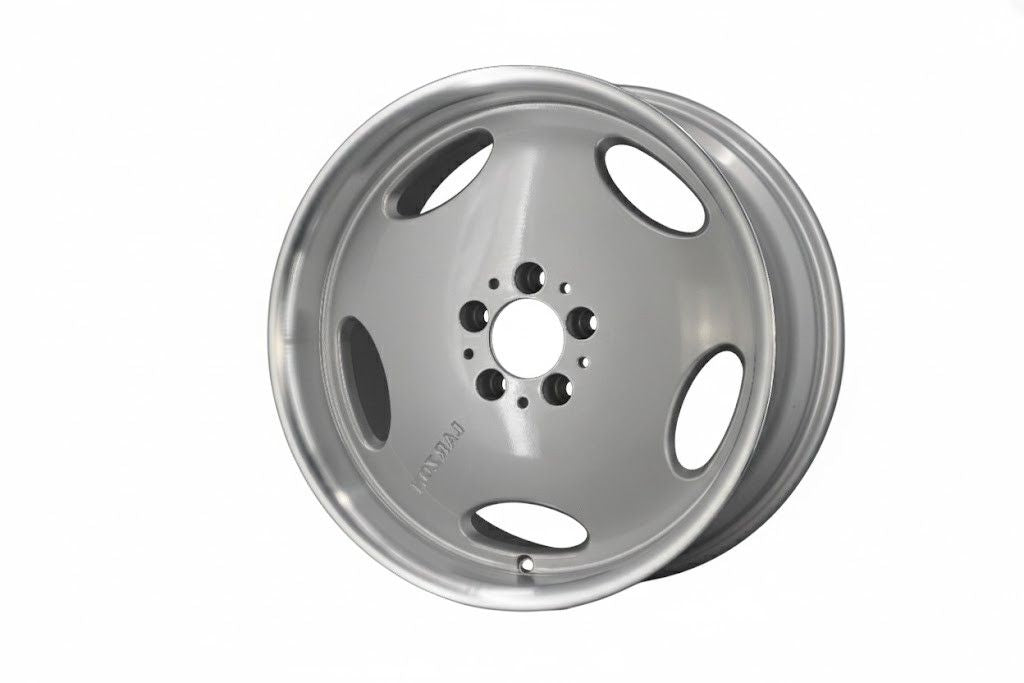 E825 Silver Machined Lip 18x8.5 ET35 5.112 - Square Set (4 Wheels)