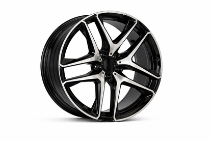 E831 Black Machined Face 20in Staggered Set 8.5 ET40 / 9.5 ET50 5.112 (4 Wheels)