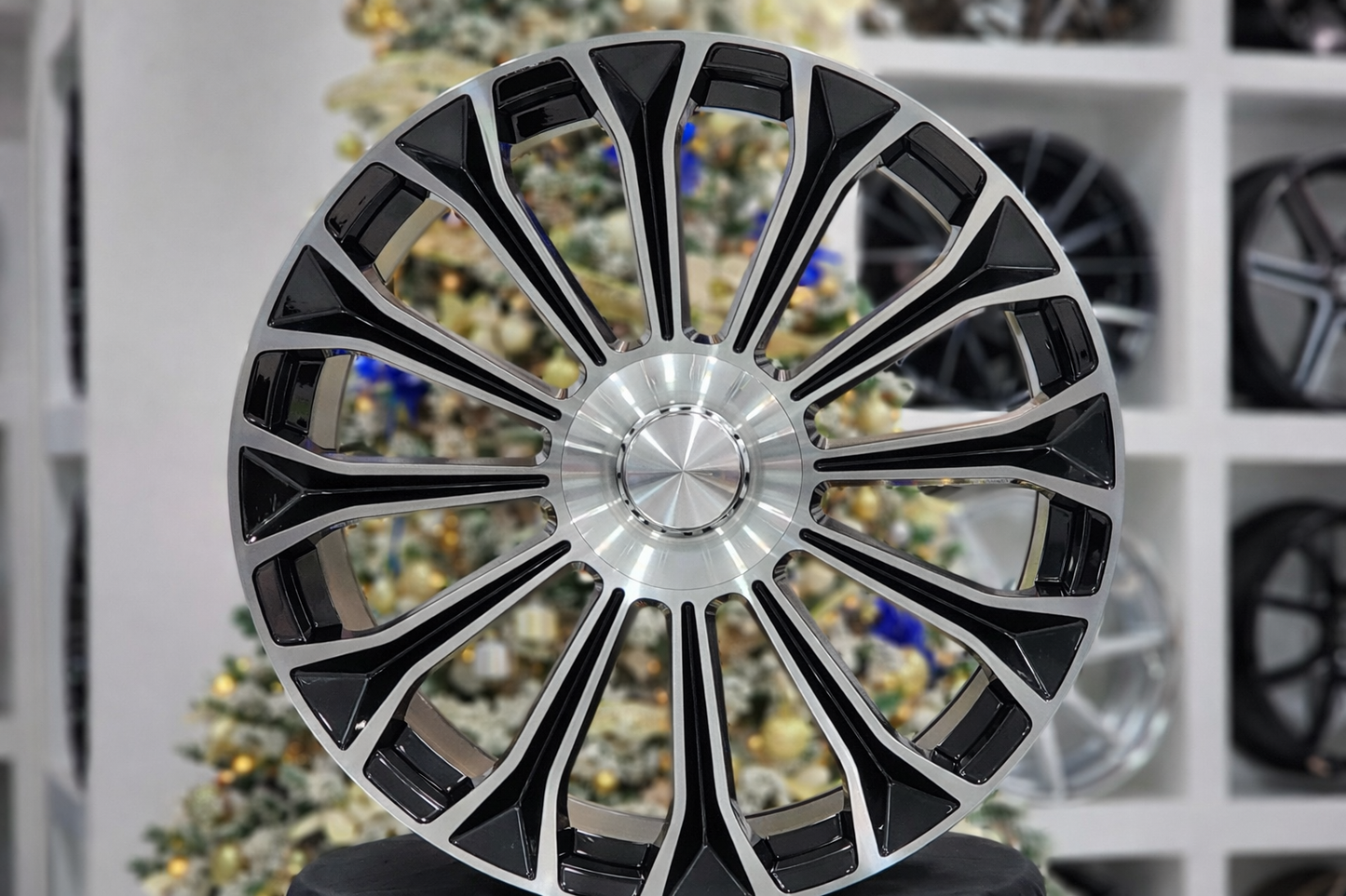 E833 Black Machined Face 20x9.5 ET43 5.112 - Square Set (4 Wheels)