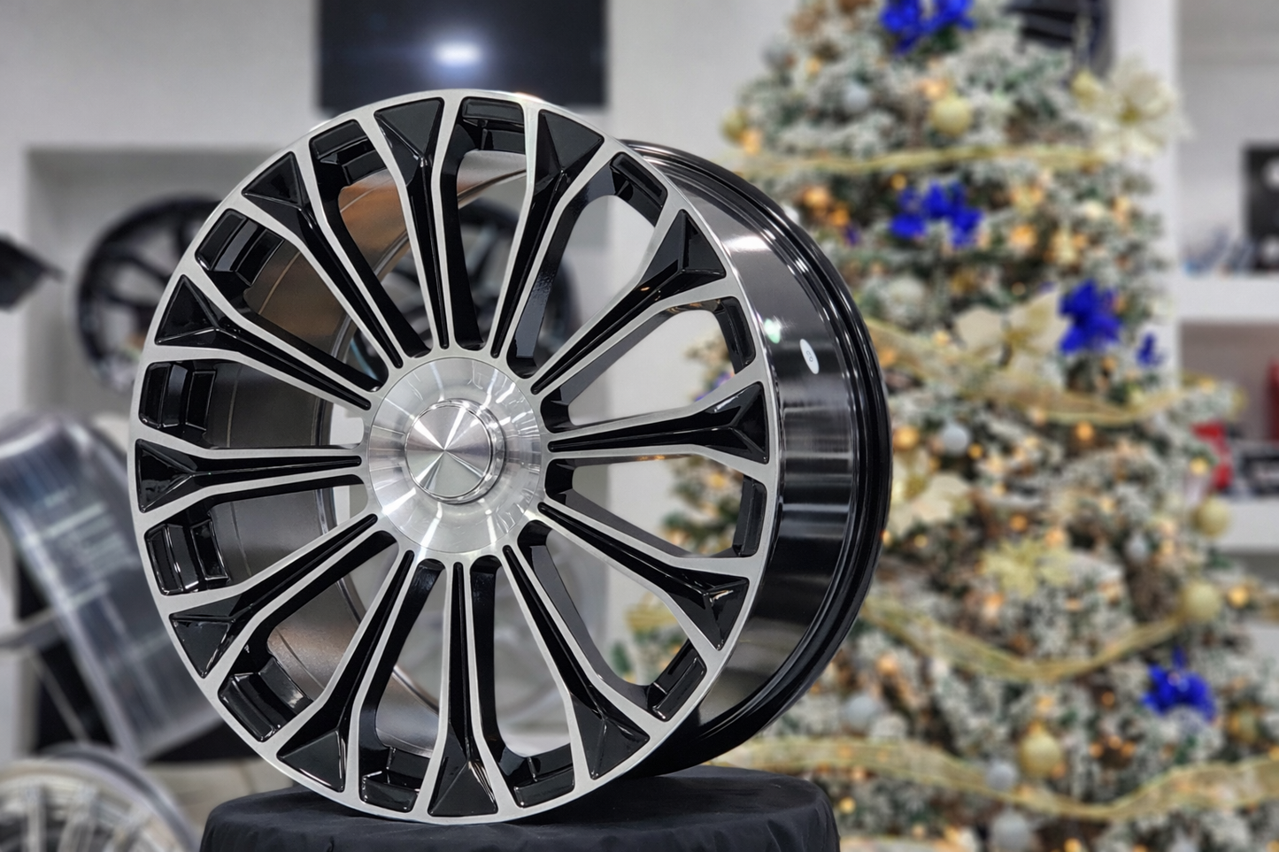 E833 Black Machined Face 20x9.5 ET43 5.112 - Square Set (4 Wheels)
