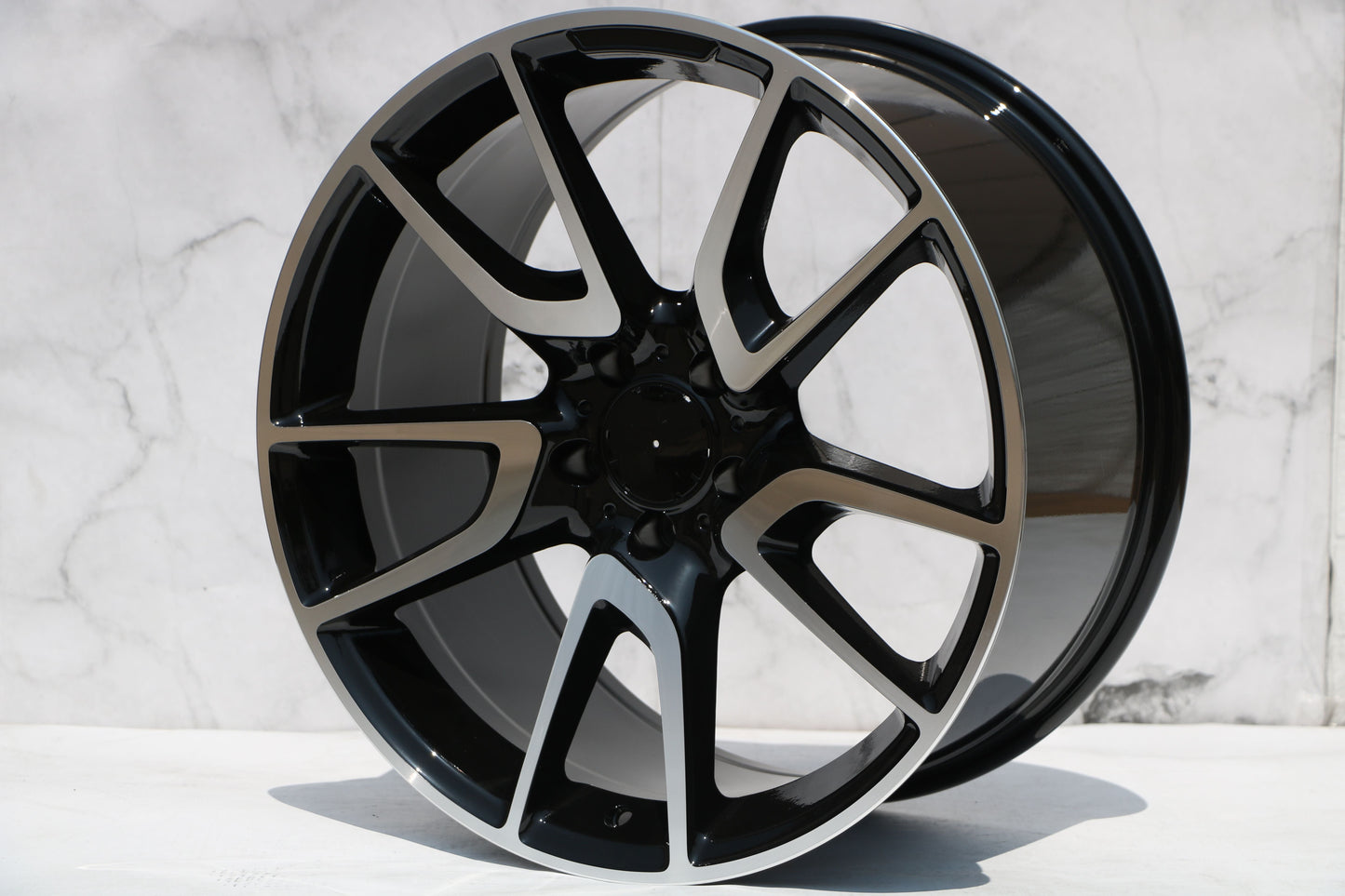 E839 Black Machined Face 20x9.5 ET35 5.112 - Square Set (4 Wheels)