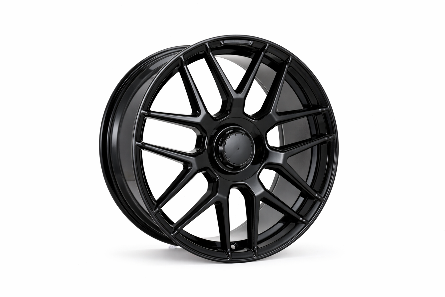 E840 Gloss Black 18x9.5 ET35 5.112 - Square Set (4 Wheels)