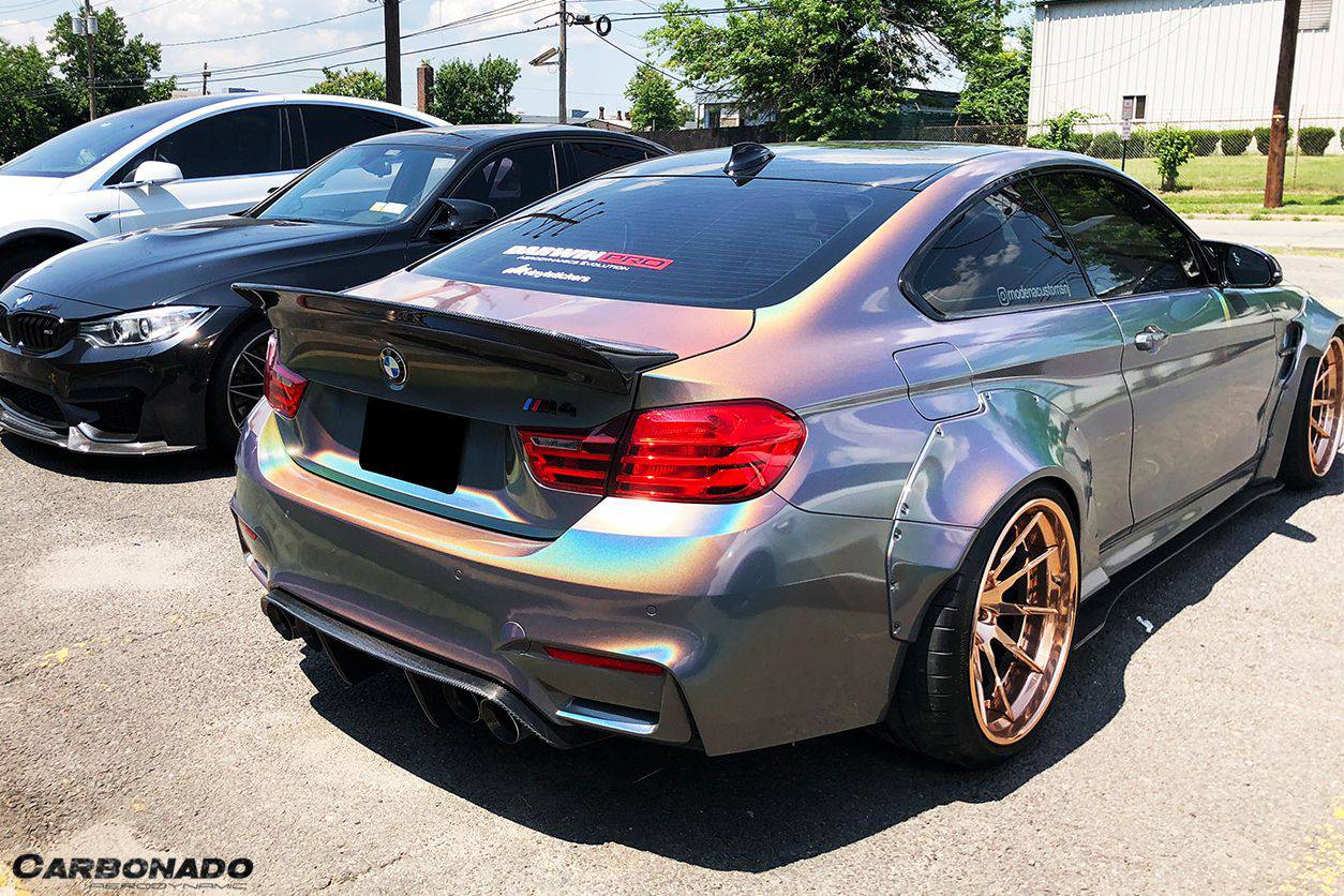 2014-2020 BMW F82/F83 M4 DE Style Carbon Fiber Rear Caps - Carbonado