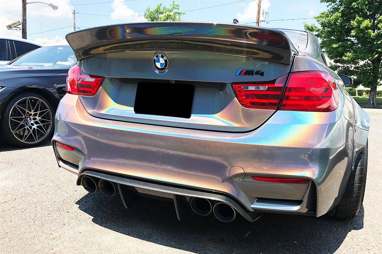 2014-2020 BMW F82/F83 M4 DE Style Carbon Fiber Rear Caps - Carbonado