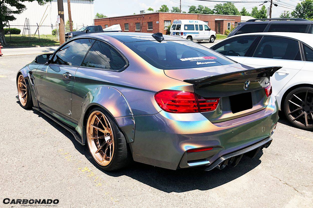 2014-2020 BMW F82/F83 M4 DE Style Carbon Fiber Rear Caps - Carbonado