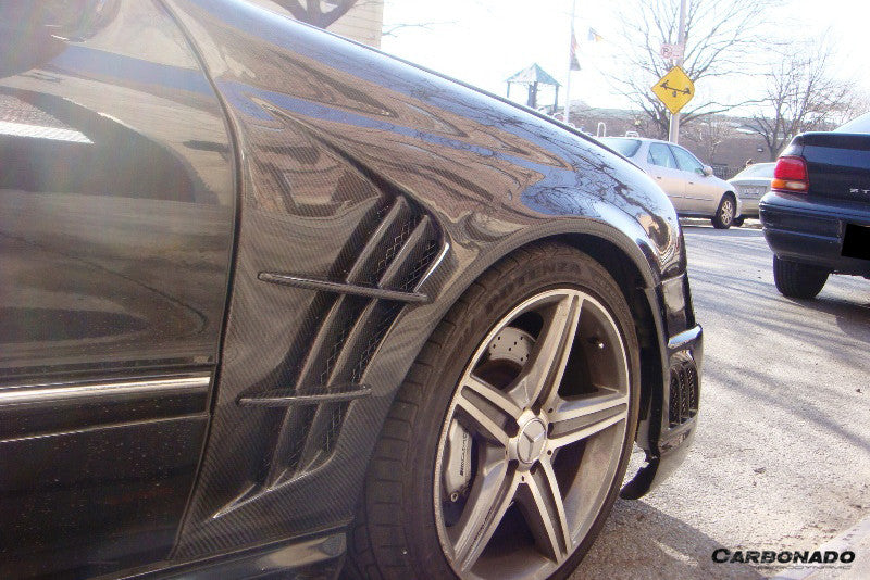 2005-2007 Mercedes Benzw203 C55 AMG  Only WI Style  Front Fender