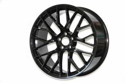 E854 Gloss Black 20in Staggered Set 9.0 ET26 / 10.0 ET19 5.112 (4 Wheels)
