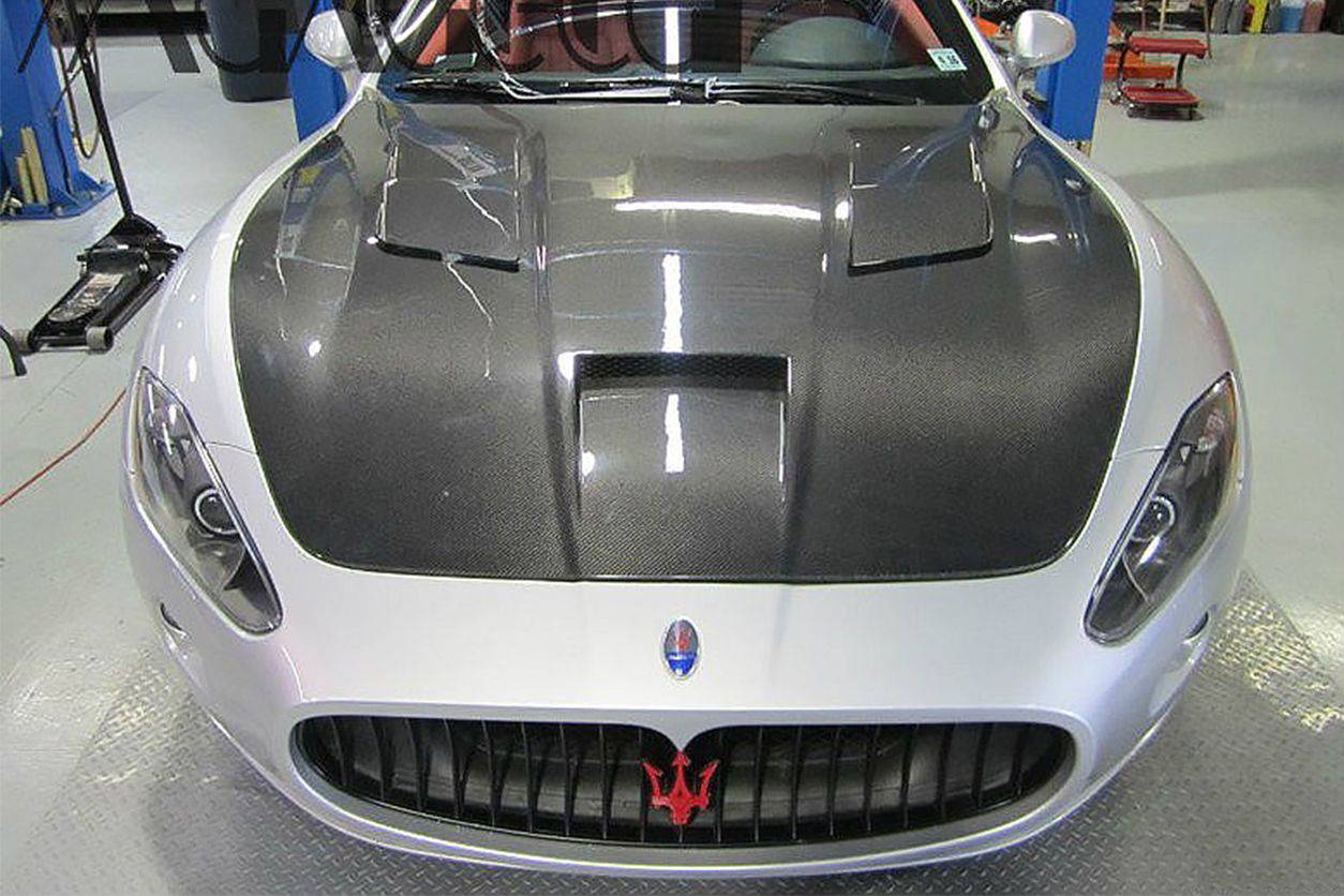 2008-2018 Maserati GranTurismo DC Style Hood - Carbonado Aero