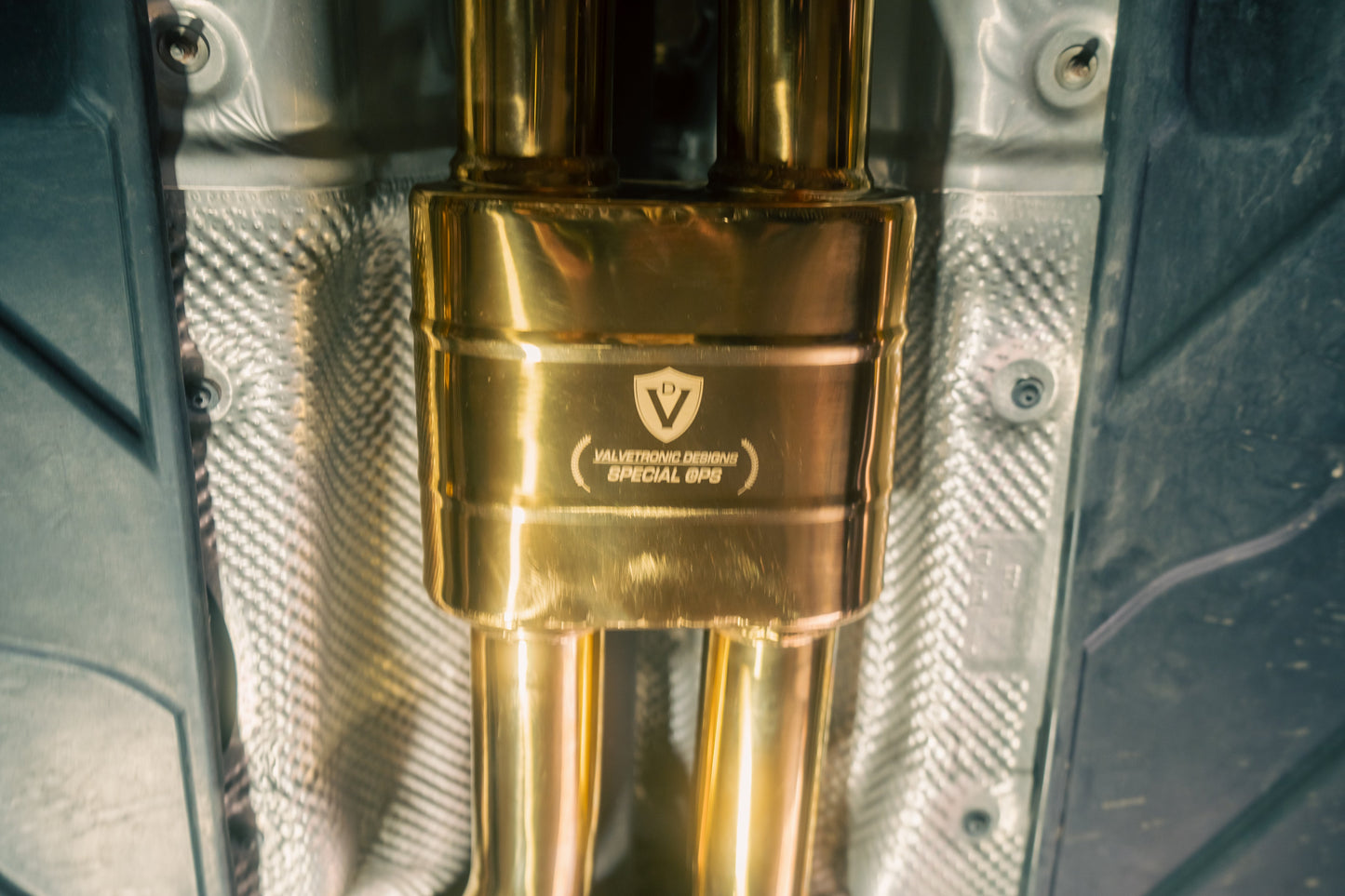 Valvetronic Design Mercedes C63 AMG W204 Valved Sport Exhaust System