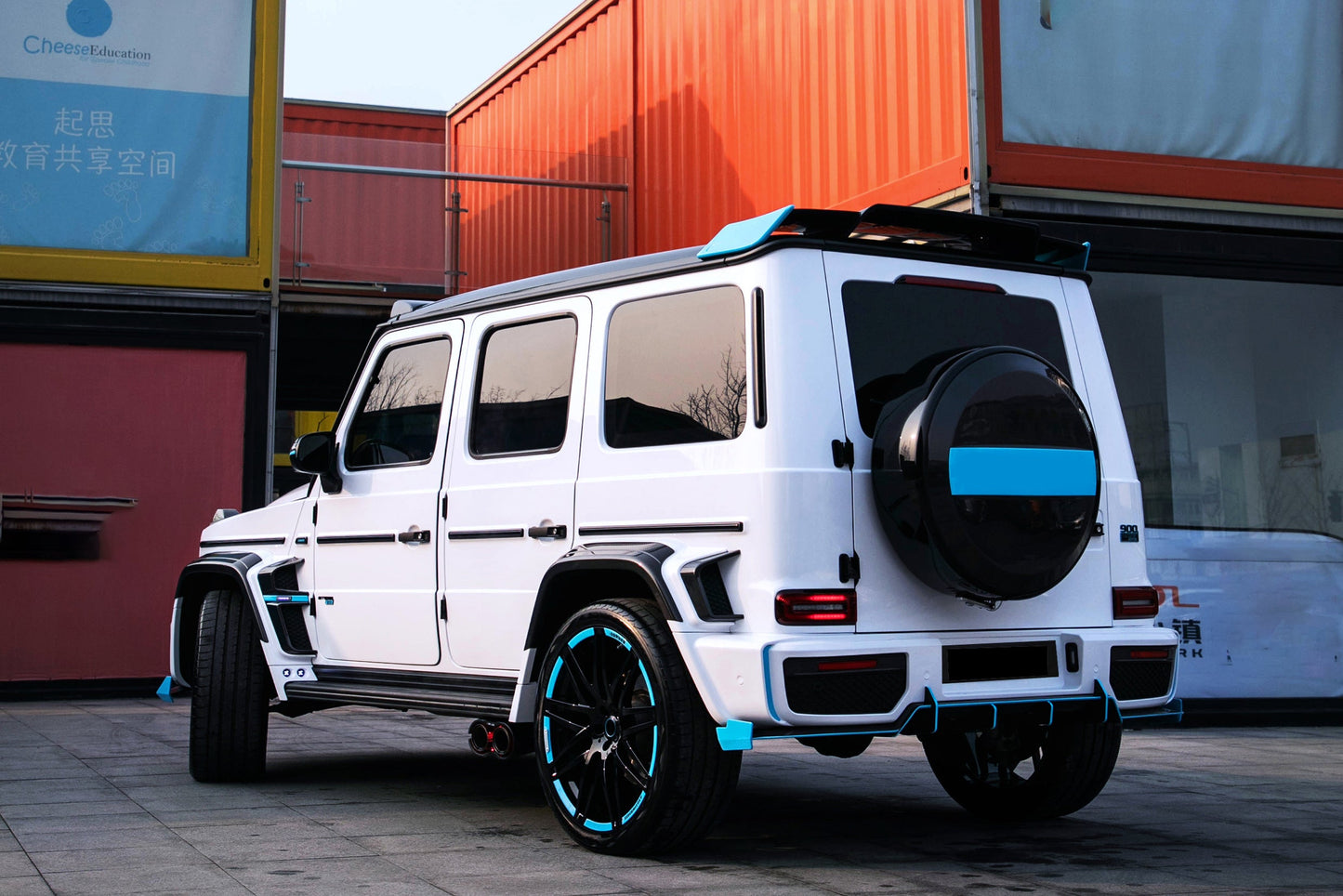 2018-2024 Mercedes Benz G500 & G63 AMG W464 G-Wagon BR-G900 Style Dry Carbon Fiber Rear Roof Spoiler - Carbonado