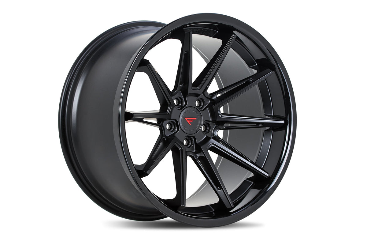 Ferrada CM2 Matte Black / Gloss Black Lip wheel