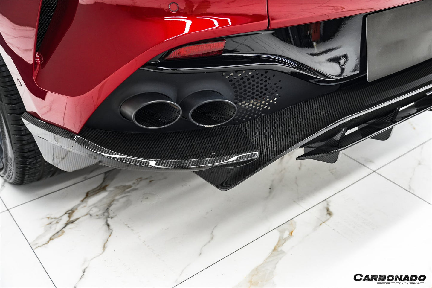 2021-2024 Aston Martin DBX 707 Style Dry Carbon Fiber Rear Bumper with  Exhaust tips
