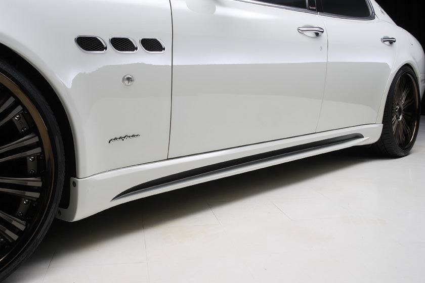 2005-2008 Maserati Quattroporte W Style Side Skirts - Carbonado