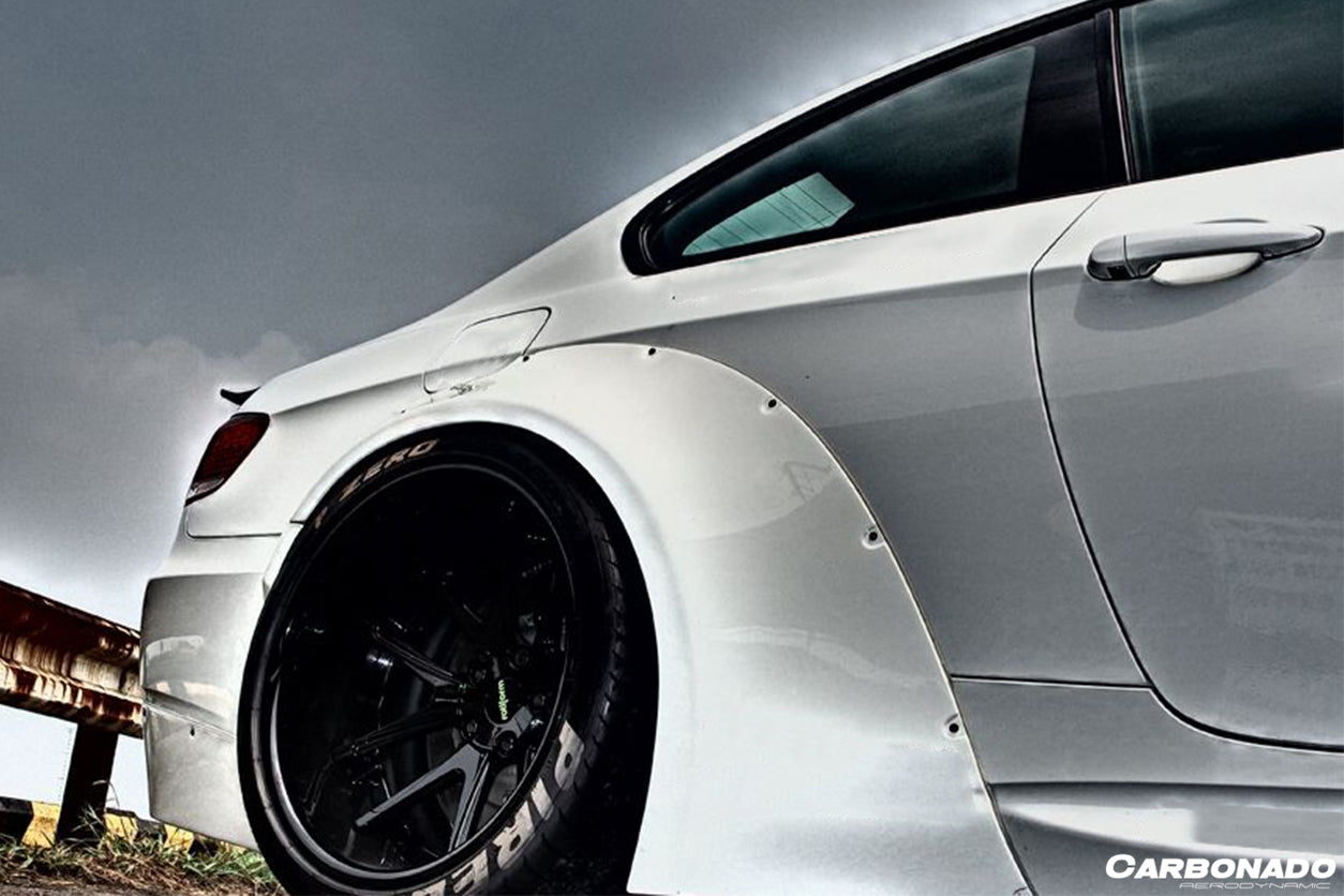 2008-2012 BMW M3 E92/E93 DE Style Wide Body Kit - Carbonado Aero