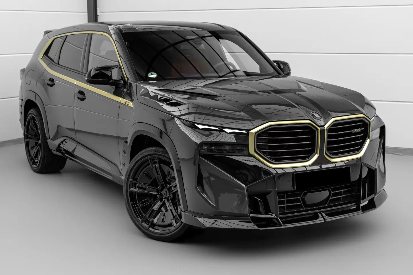 2023-2025 BMW XM G09 LD Style Dry Carbon Fiber Side Skirts With Under Board - Carbonado