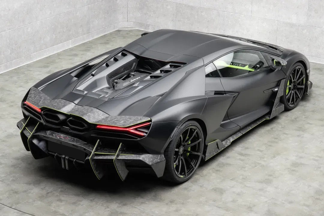 2024-UP Lamborghini Revuelto MSY Style Autoclave Carbon Fiber Side Skirts