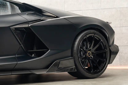 2024-UP Lamborghini Revuelto MSY Style Autoclave Carbon Fiber Side Skirts