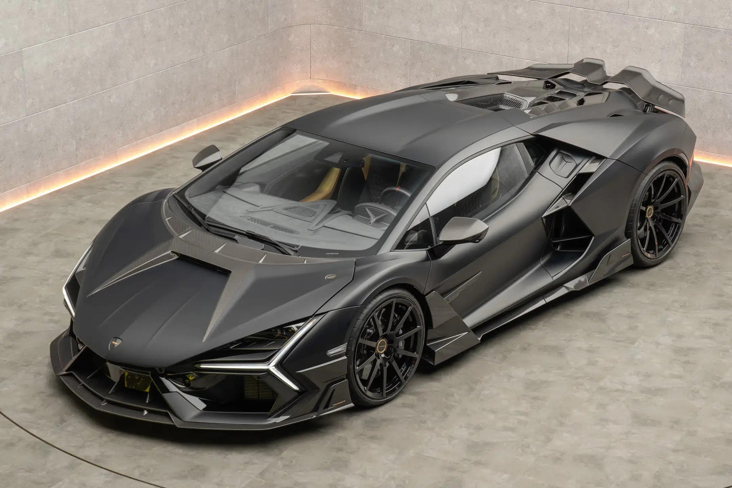 2024-UP Lamborghini Revuelto MSY Style Autoclave Carbon Fiber Middle Front Light Cover