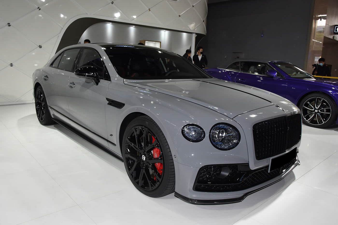 DarwinPRO 2020-2024 Bentley Flying Spur OE Style Autoclave Carbon Fiber Full Body Kit