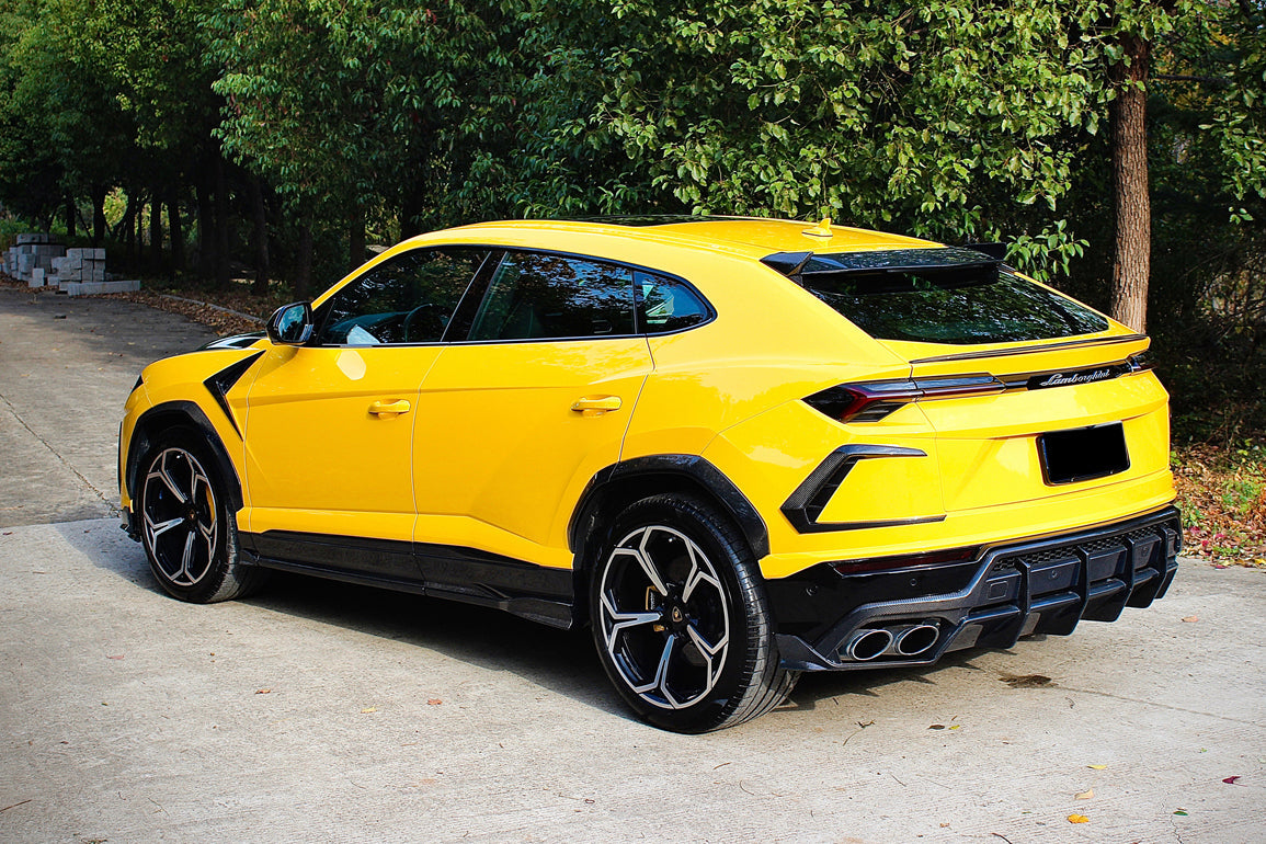 2018-2025 Lamborghini URUS TC Style Dry Carbon Fiber Side Skirts