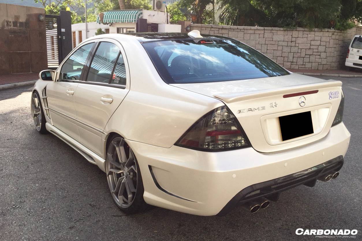 2001-2007 Mercedes Benz W203 C32 AMG C Class VRS Style Rear Bumper - Carbonado Aero