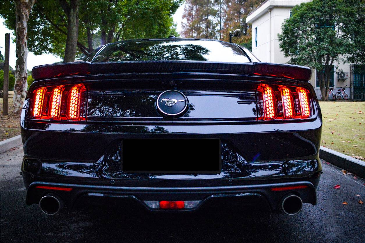 2015-2023 Ford Mustang Rsh Style Carbon Fiber Trunk Spoiler - Carbonado