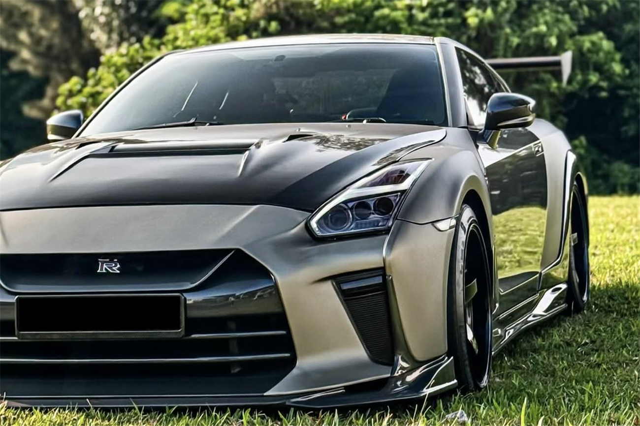 2009-2016 Nissan GTR R35 CBA & DBA VA Style Carbon Fiber Hood