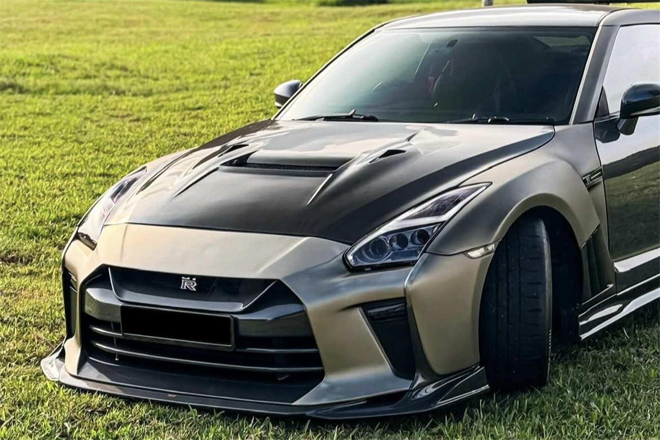 2009-2016 Nissan GTR R35 CBA & DBA VA Style Carbon Fiber Hood