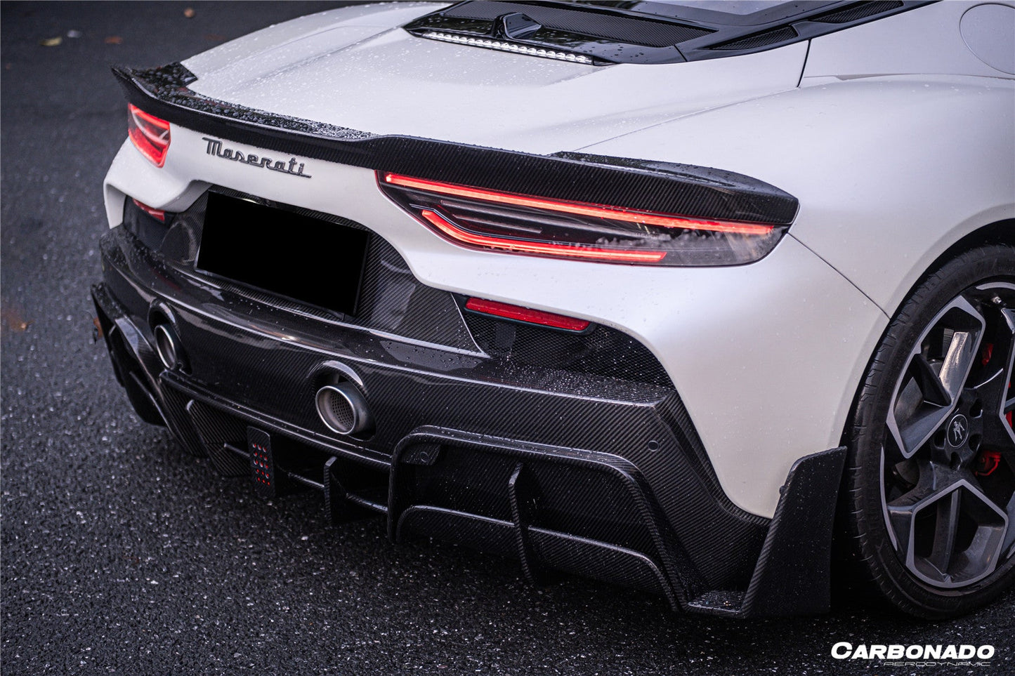 2020-2024 Maserati MC20 MSY Style DRY Carbon Fiber Rear Diffuser with Brake Light