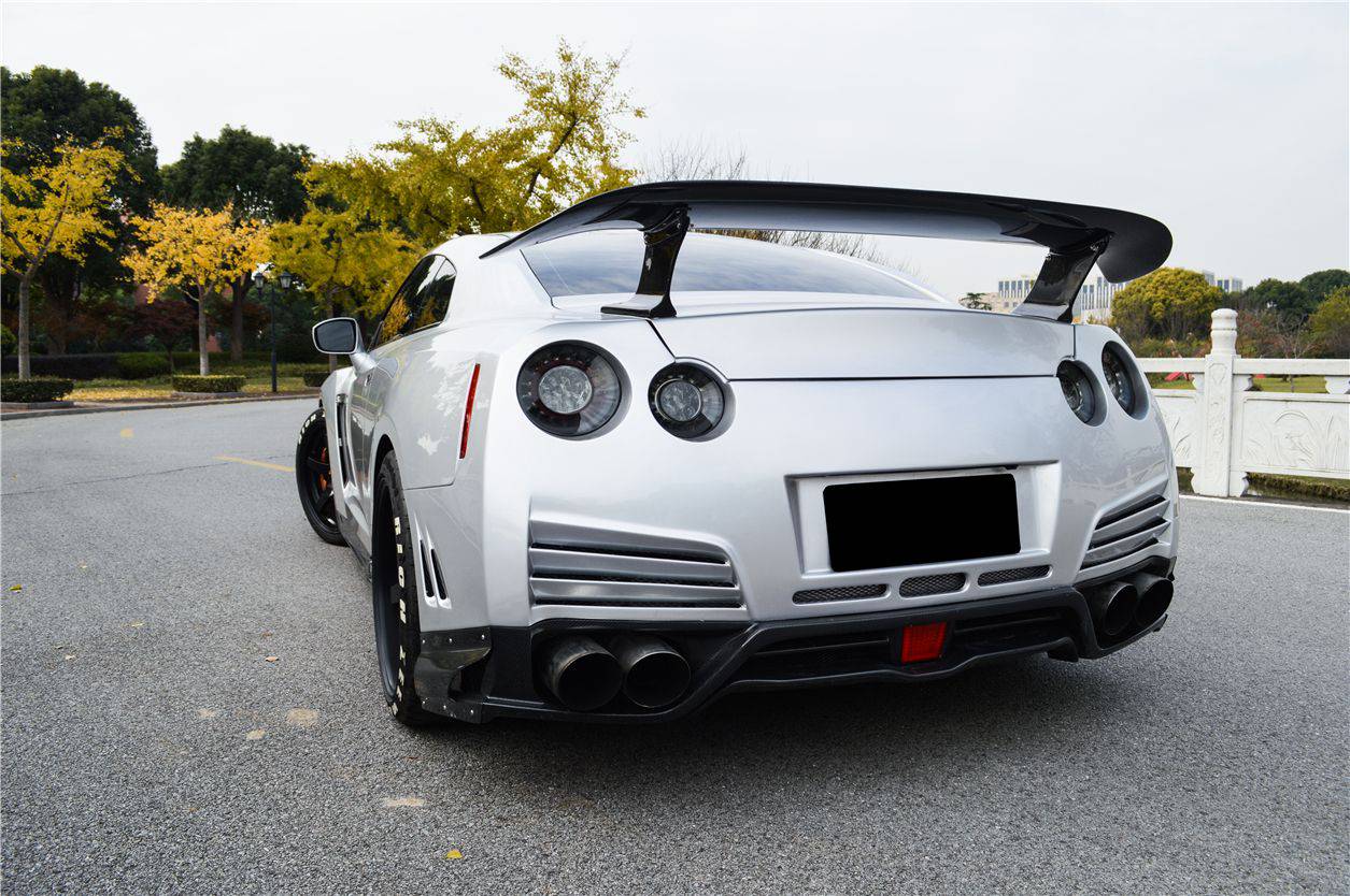 2008-2022 Nissan GTR R35 DBA & EBA VA Style Rear Bumper with Diffuser undertray - Carbonado