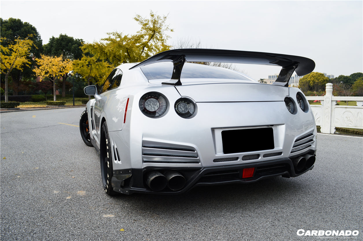 2008-2016 Nissan GTR R35 CBA/DBA VA Style Rear Bumper with Diffuser - Carbonado