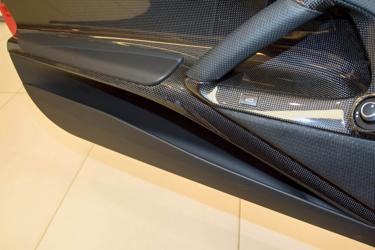 2017-2026 Ferrari 812 Superfast & GTS OE Style Dry Carbon Fiber Doo Panel Interior