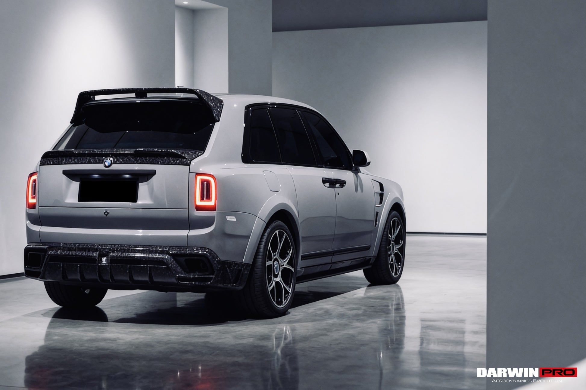DarwinPRO 2018-2024 Rolls-Royce Cullinan BKSS Style Carbon Fiber Rear Lip Diffuser With Exhaust tips - DarwinPRO Aerodynamics