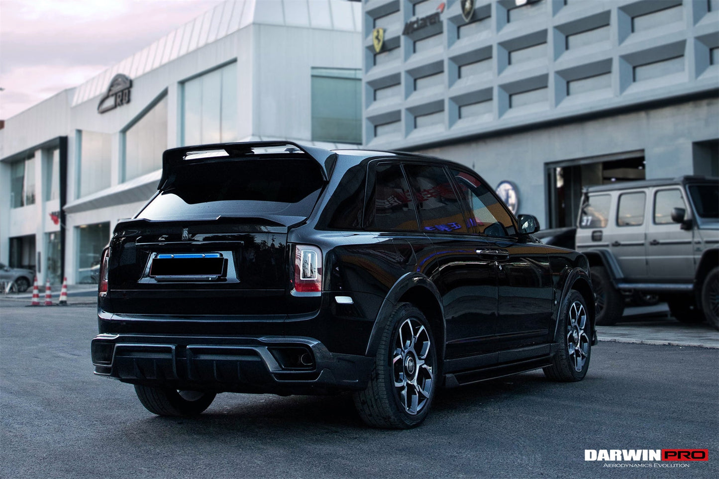 DarwinPRO 2018-2024 Rolls-Royce Cullinan BKSS Style Carbon Fiber Rear Lip Diffuser