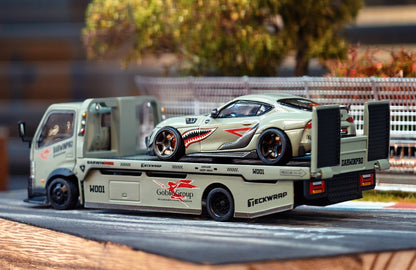 DarwinPRO Limited Edition 1:64 Scale Diecast Cutom Tow Trunk Model