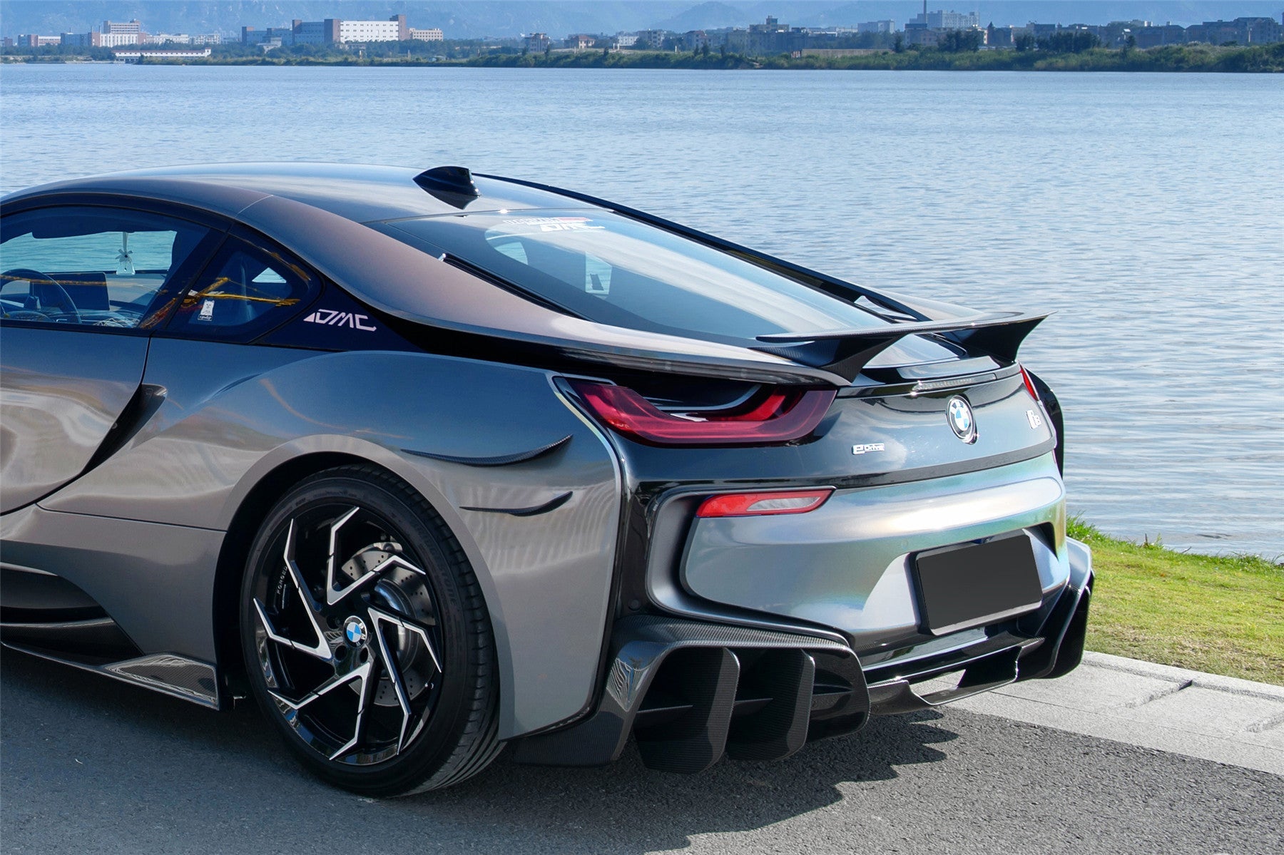 2014-2020 BMW i8 BZK Carbon Fiber Rear Canards - DarwinPRO Aerodynamics